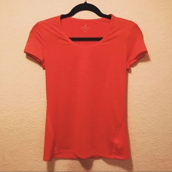 NWOT. Athleta Coral Top. Size Large. - Picture 2 of 8